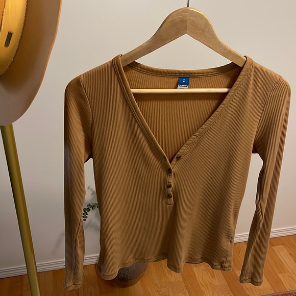 Long sleeve ribbed top - Picture 1 of 4